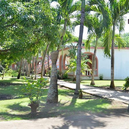 Hidden Paradise Resort Hotel Негрил Екстер'єр фото