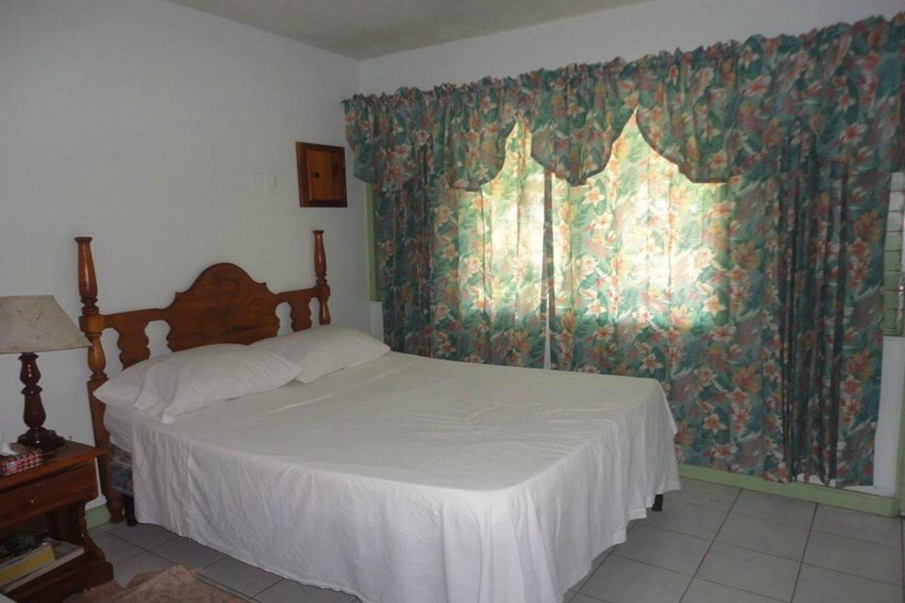 Hidden Paradise Resort Hotel Негрил Екстер'єр фото
