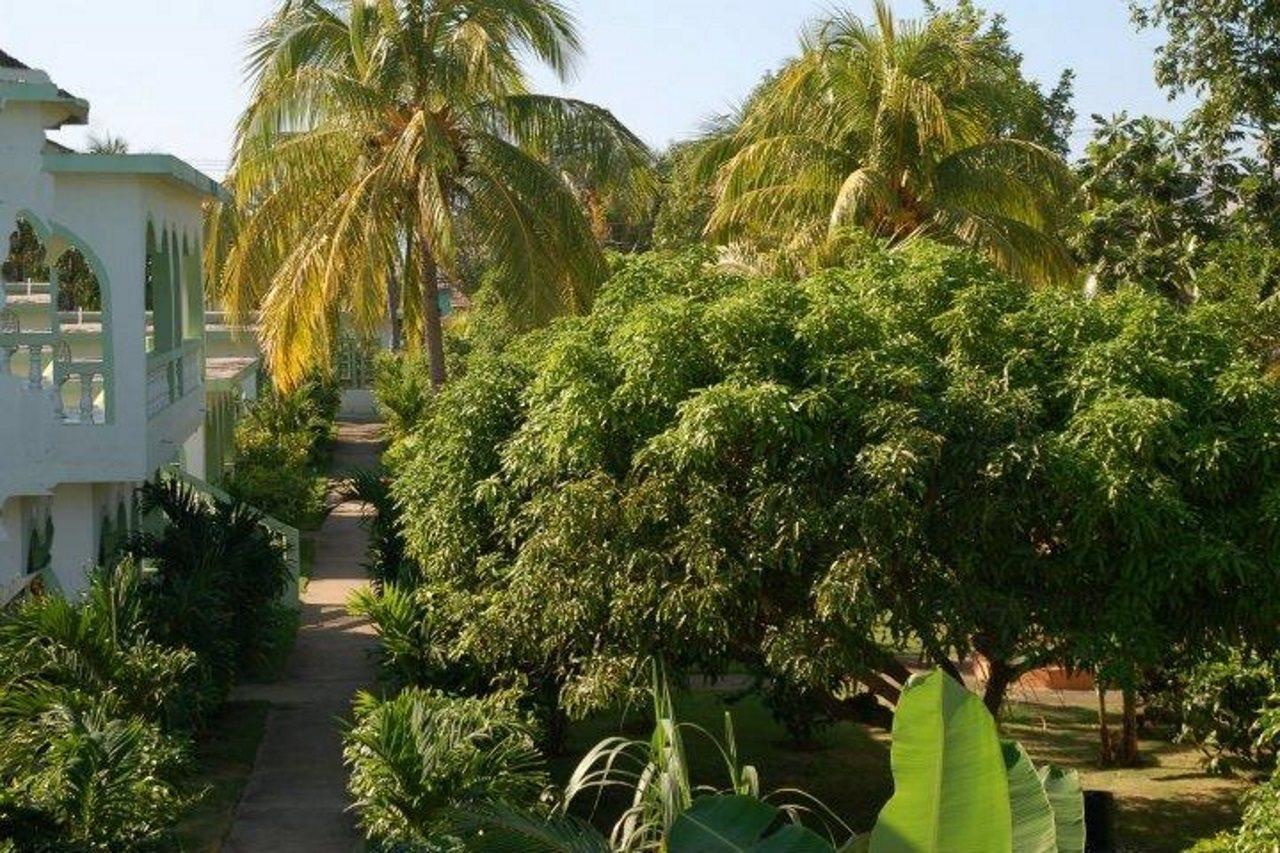 Hidden Paradise Resort Hotel Негрил Екстер'єр фото