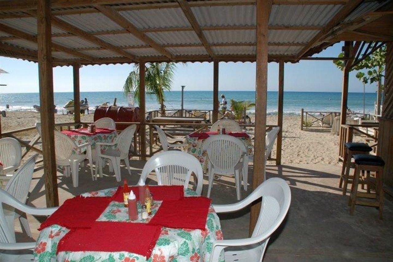 Hidden Paradise Resort Hotel Негрил Екстер'єр фото