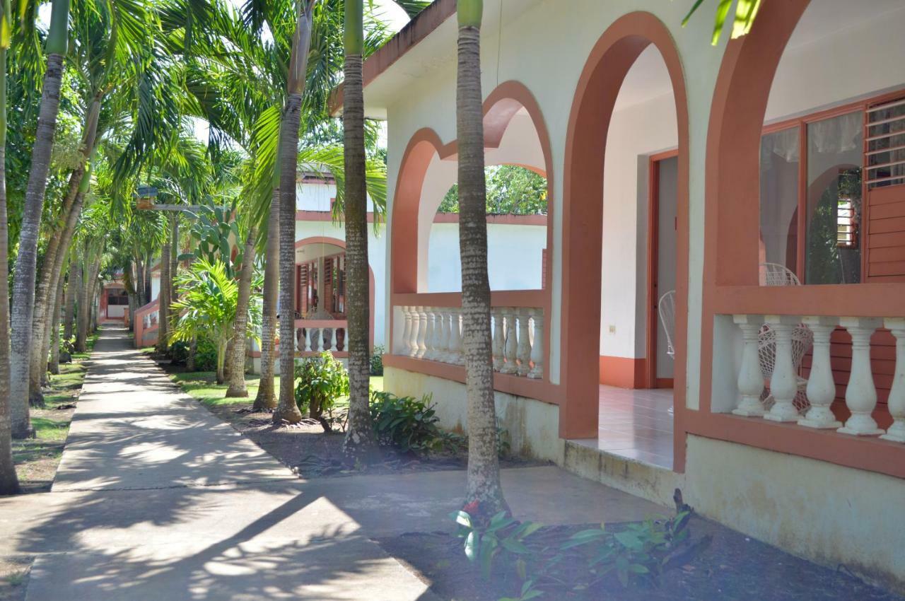 Hidden Paradise Resort Hotel Негрил Екстер'єр фото